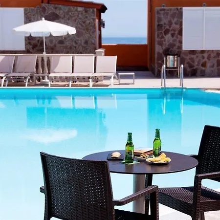 Hv Tauro Resort 3*